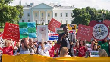 US Formally Exits Global Climate Pact Amid Election Uncertainty 