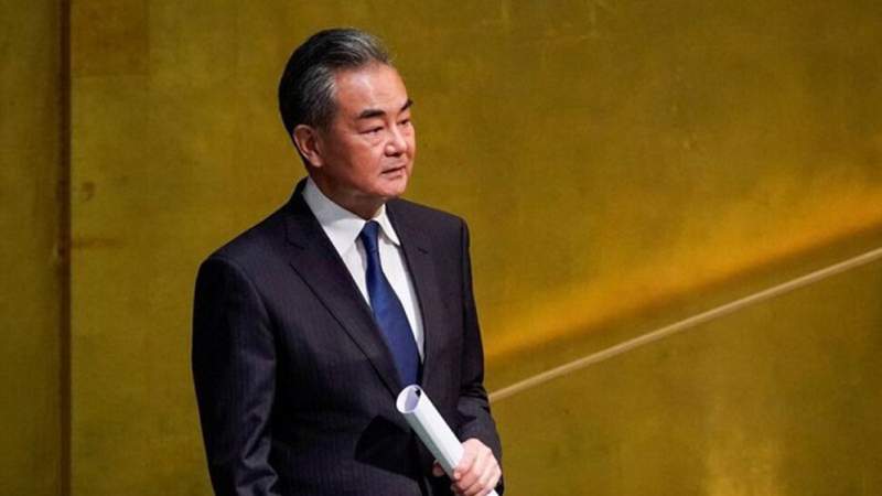 Chinese FM: China Willing to Expand Relations with Russia