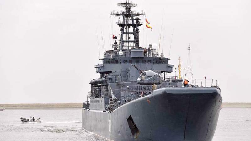 Russian Ships Arrive at Syria’s Port of Tartus Amid Tensions with West