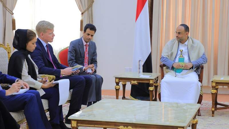 Al-Mashat: Negotiating Peace must Result in Alleviating People's Suffering
