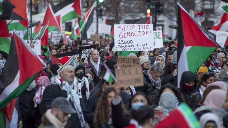 Thousands Rally in Front of White House to Demand Ceasefire in Gaza