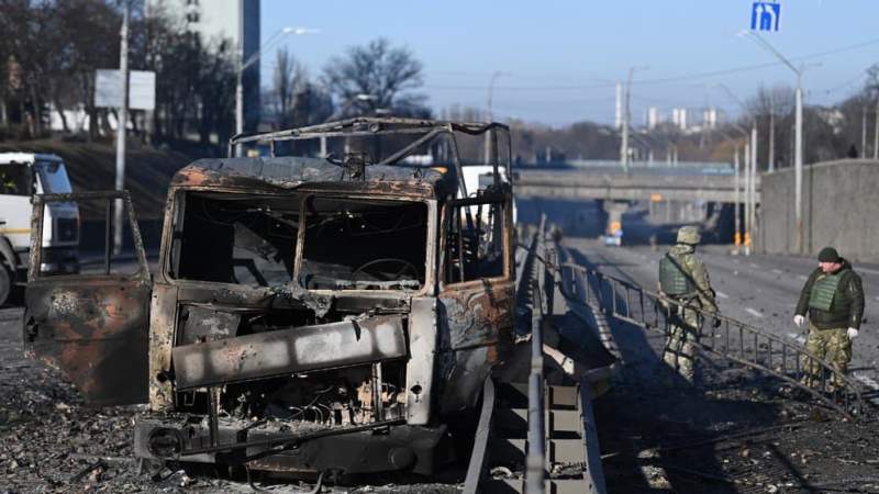 Ukraine Pres. Says No to Talks with Russia in Belarus, Agrees to Talks ‘Without Preconditions’ on Belarusian Border