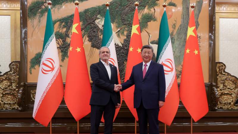 Iran, China Presidents Pledge to Deepen Strategic Partnership