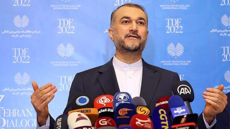  Iran FM censures Charlie Hebdo Over ‘Insulting’ Act, Warns of ‘Decisive’ Response 