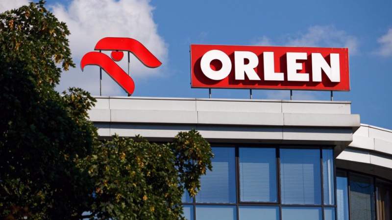 Russia Halts Oil Supplies to Poland after Warsaw Decides to Deliver Battle Tanks to Ukraine