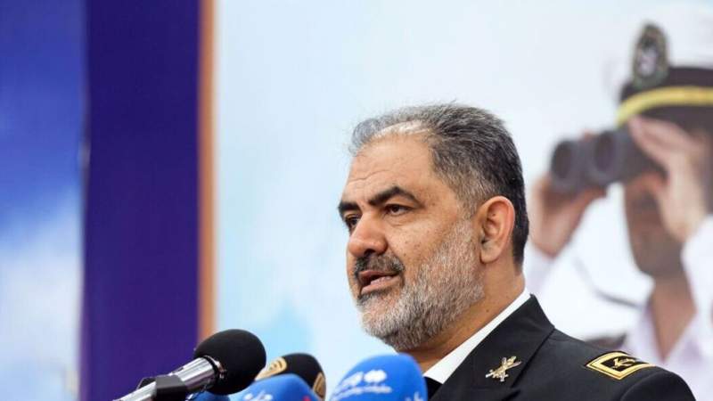 Iranian Navy Chief: Iran Determined to Force US Aircraft Carrier out of Regional Waters