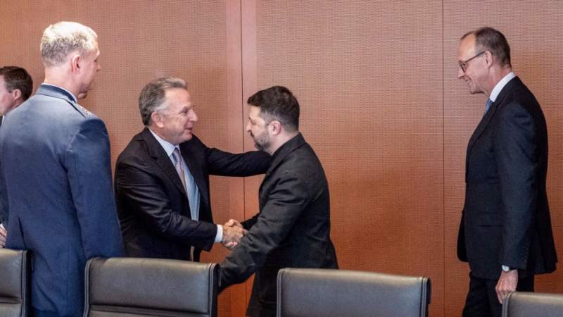 Ukraine’s Zelensky Signals Willingness to Drop NATO Bid in Exchange for Security Guarantees