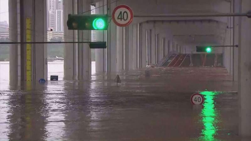 Floods Submerge Parts of South Korean Capital, Killing at Least 7