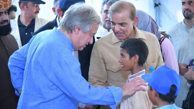  On Tour, UN Chief Urges ‘Massive’ Financial Support for Flood-hit Pakistan 