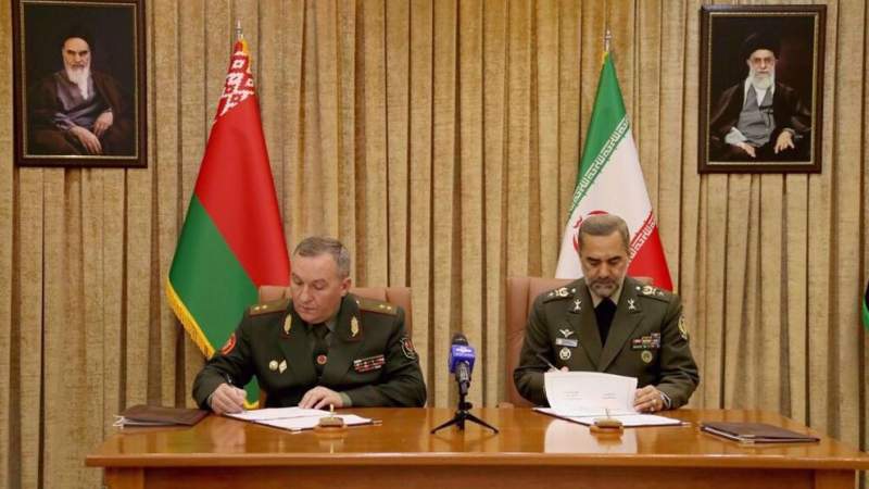 Iran, Belarus Sign MoU to Boost Defense Cooperation
