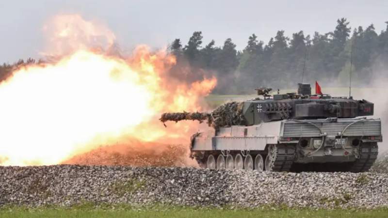 Under Pressure from Western Allies, Germany Says Won't Bar Poland from Sending Leopard Tanks to Ukraine