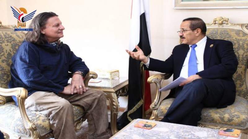 FM to WFP Representative: Most Important Means of Addressing Humanitarian Catastrophe to Ensure Entry of Ships to Hodeidah Port
