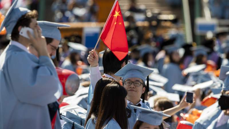China Condemns 'Discriminatory' US Plan to Revoke Visas for Chinese Students