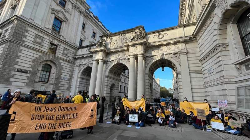 Protesters Condemn Presence of Israel Air Force Chief in London