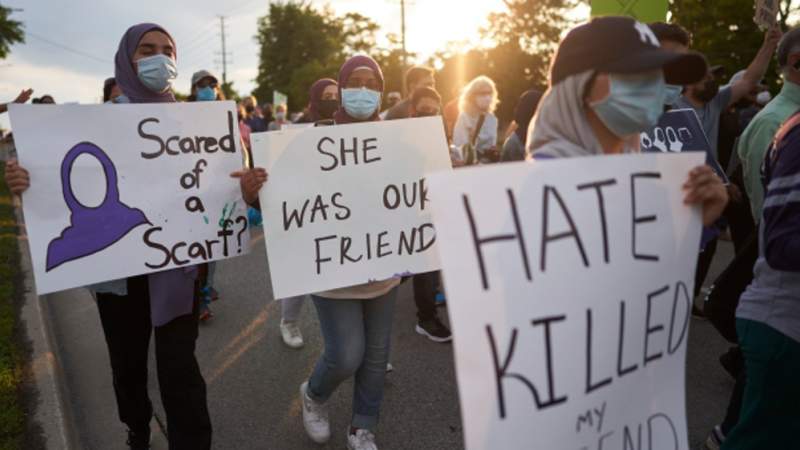 Report Warns About 'Institutional Islamophobia' in Canada