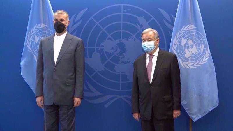 Iran FM Warns UN over Session on Recent Riots in Talks with Guterres
