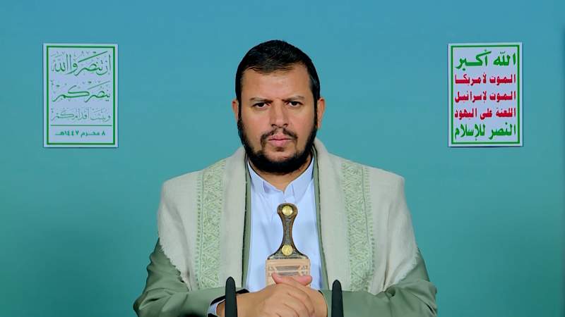 Leader Slams Israeli Violations of Lebanese, Syrian Sovereignty