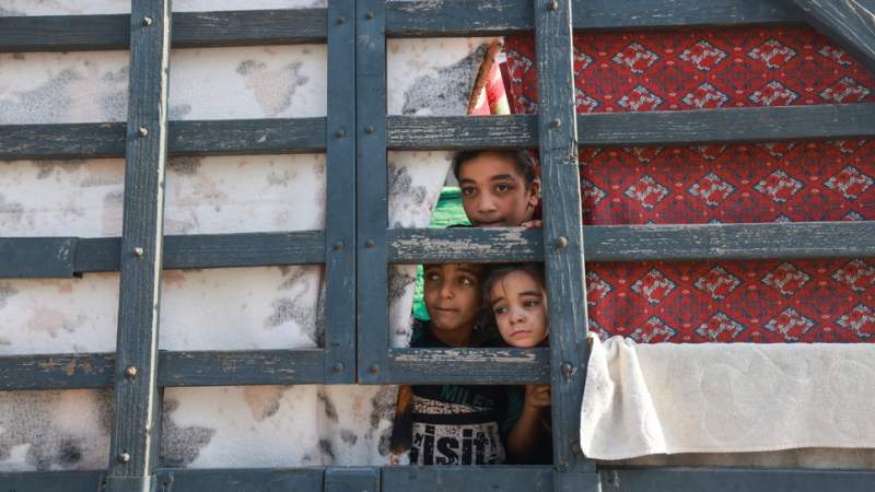  Israel Bombs UN School Sheltering Displaced Palestinians in Gaza 
