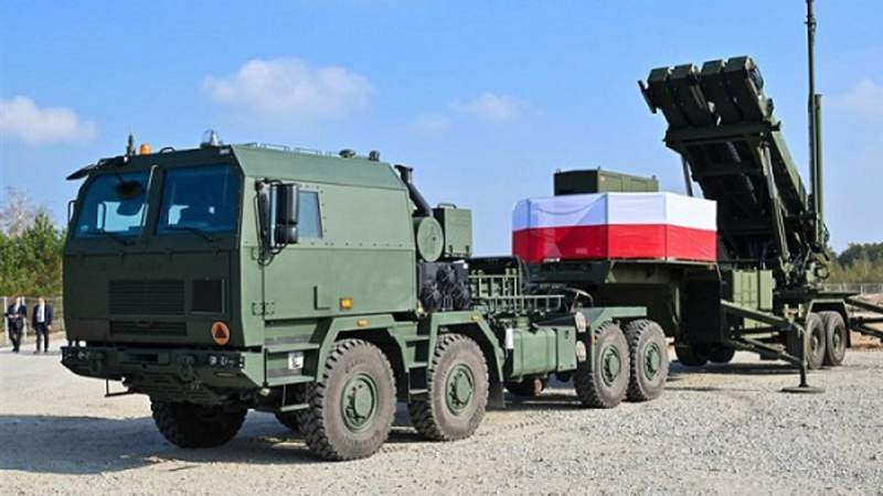  Germany Offers Patriot Missile System to Poland Amid Ukraine War 