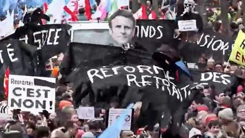 Nationwide Strikes in France in Response to Macron’s Pension Reforms
