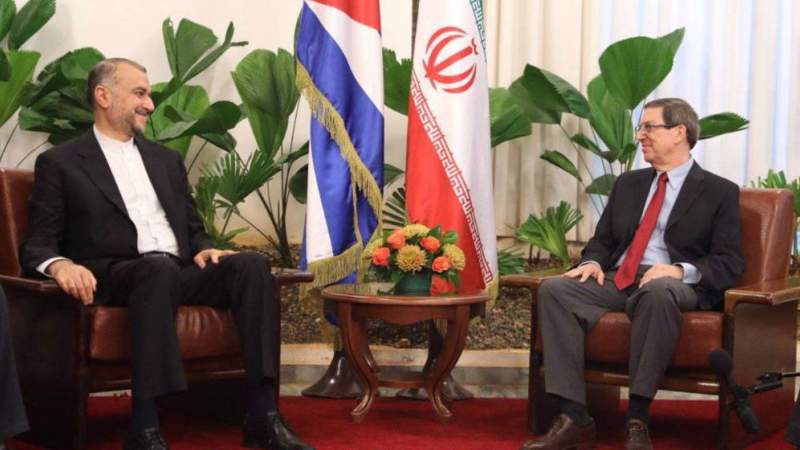 Iran's FM: US' Policy of Sanctions, Bullying Doomed to Fail