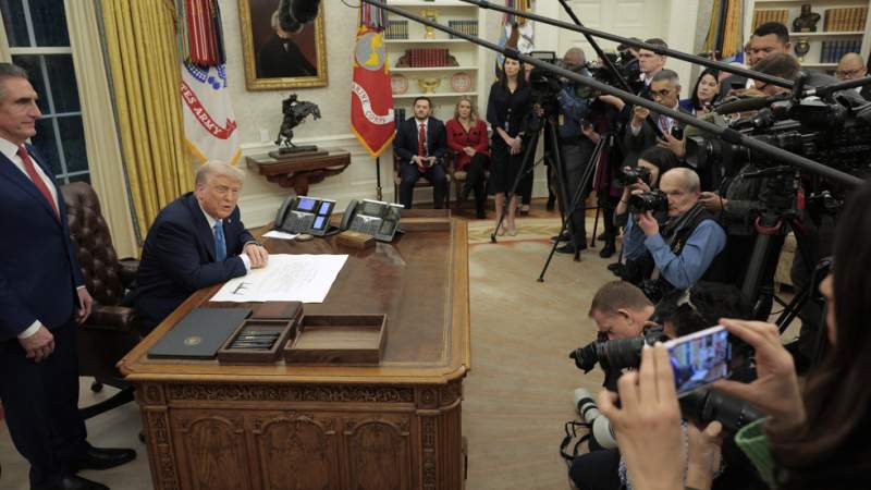 Canada, Mexico Impose Retaliatory Tariffs on US; China Vows Countermeasures