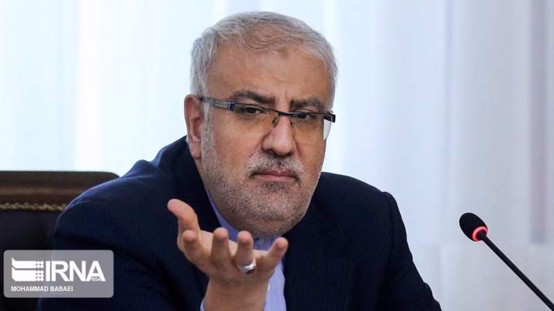 Iran Warns of Winter Energy Crisis, Says Ready to Supply More Oil