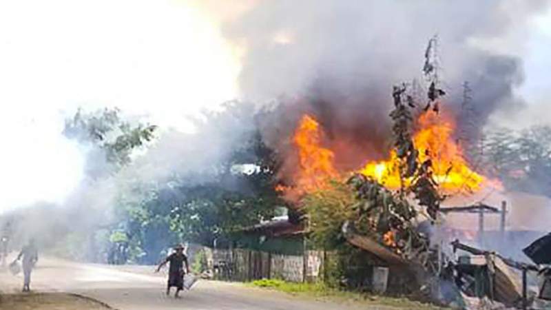 Thousands Flee Fighting in Myanmar Town Near India