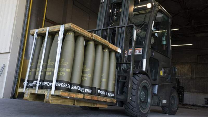 US Will Likely Reduce Military Aid to Ukraine in 2024: WSJ