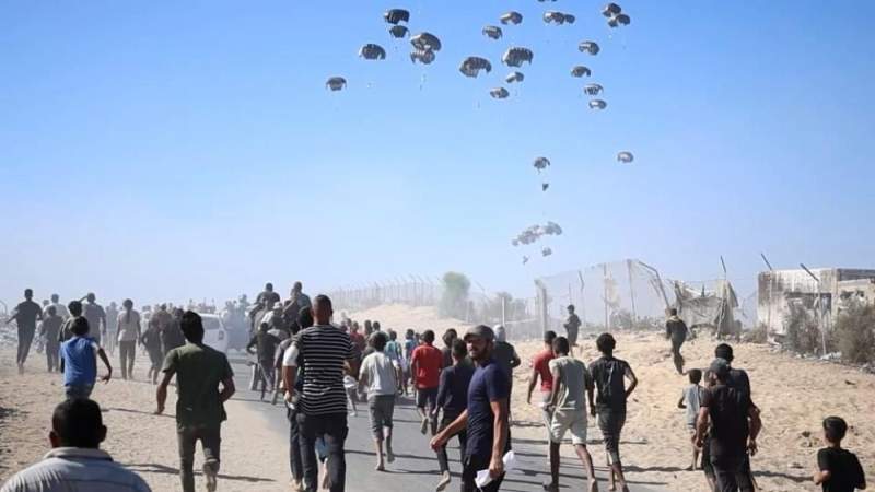 Gaza Media Office: Israeli Enemy Engineering Starvation by Looting Aid and Airdropping Supplies into Unsafe Zones