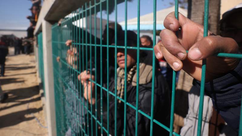 Israel Delays Release of Palestinian Prisoners After Hamas Handed Over Captives