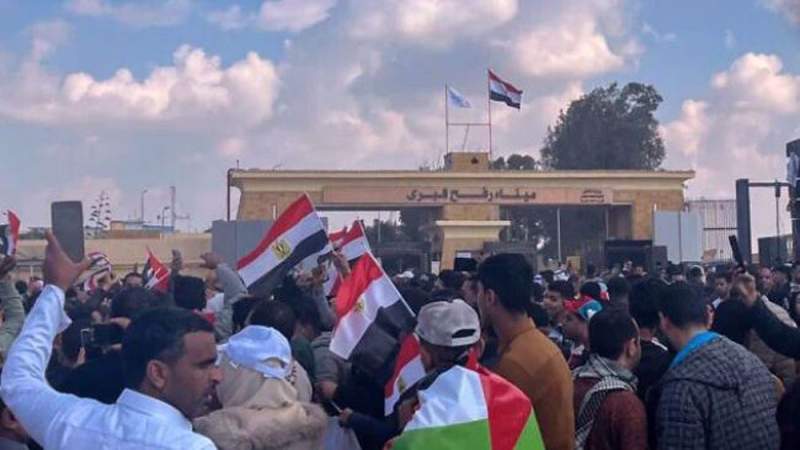 ‘No to Displacement’: Egyptians Protest Against Trump’s Scheme to Relocate Gazans